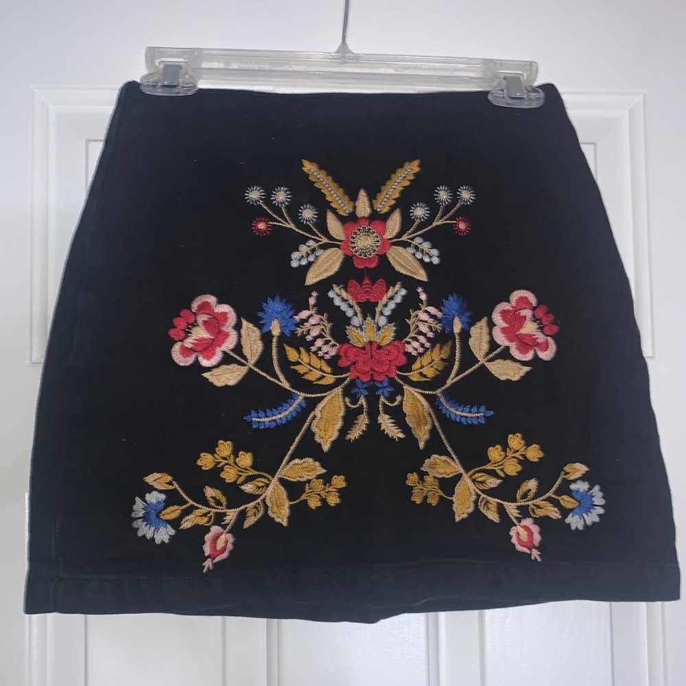 Embroidered Top Shop Skirt